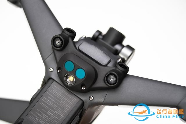 零基礎也能玩的穿越機？大疆DJI FPV Combo穿越機開箱試飛-8790