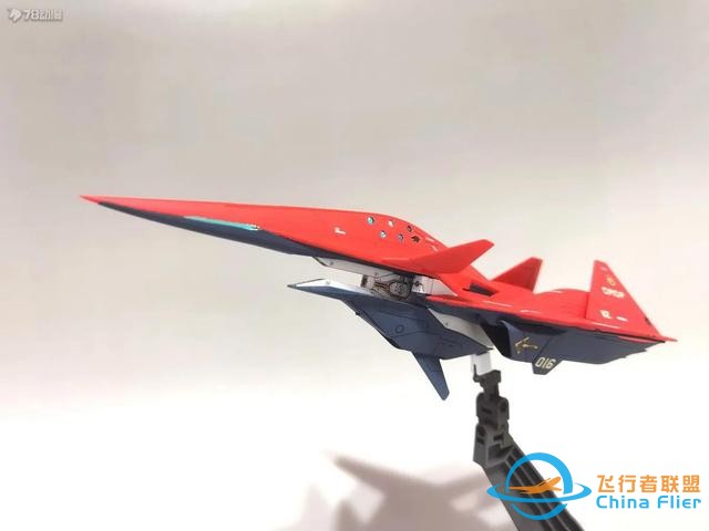 《皇牌空戰(zhàn)》：ADF-01 鷹隼 戰(zhàn)斗機-9647