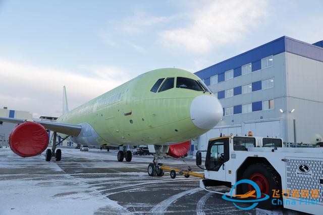 不再怕美國斷供！俄羅斯最新一代客機亮相，使用純國產先進發動機-5612