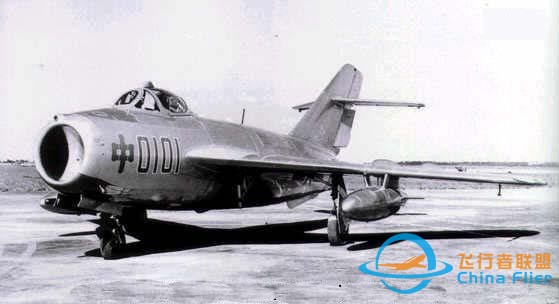 飛行知識，飛機夜間飛行靠什么導航？-1230