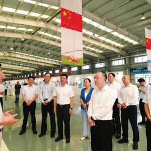 金湘軍在大同市調研通用航空產業發展工作時強調 聚焦全產業鏈完善通航生態 持續拓展高質量發展新空間
