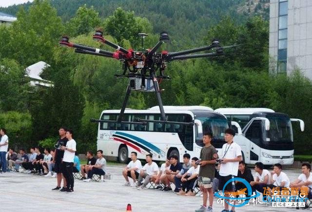 報名參軍大學畢業生入役前苦練無人機技術，培養未來必備技能-9325