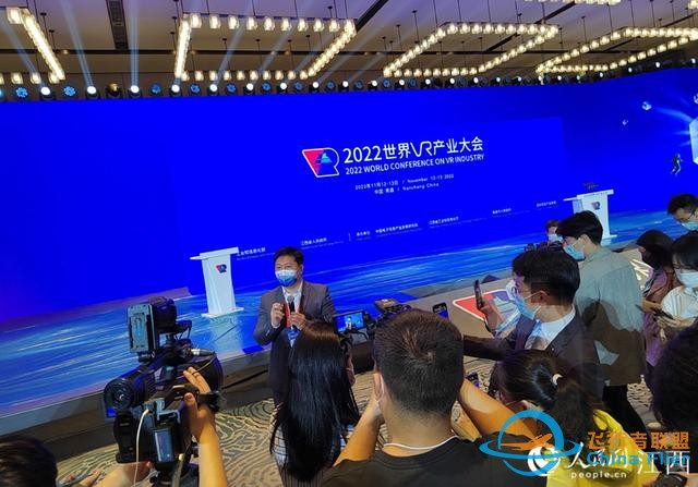 江西南昌：2022世界VR產(chǎn)業(yè)大會(huì)展會(huì)火熱布展-2363