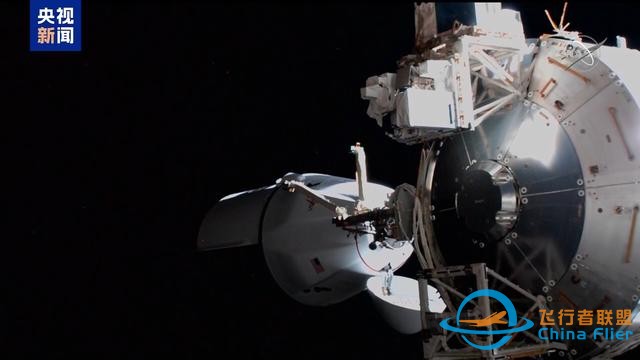 “星際客機”首次載人試飛結束，宇航員將在太空多待8個月-9621