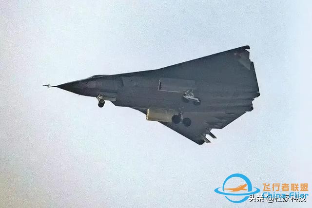破防了！對中國六代機，美空軍部長終回應：被甩下太多，跟不上了-8728