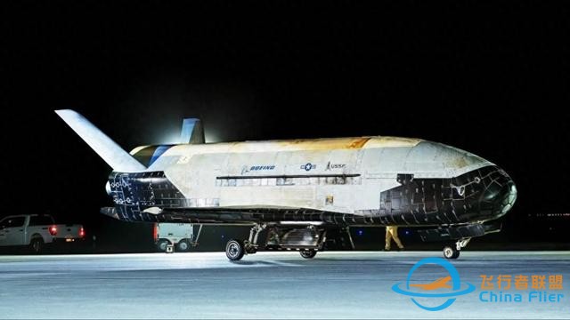 X-37B的命運(yùn)已被決定，中國(guó)2條“龍”緊咬不放，美太空軍忍痛割愛